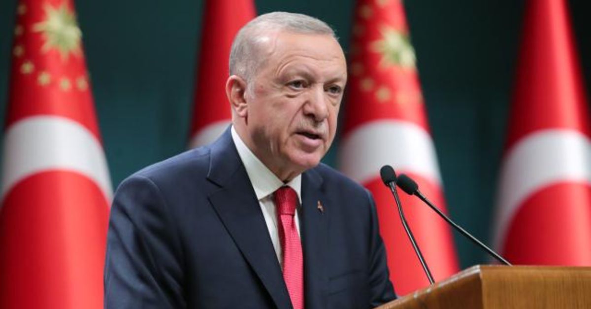 Erdoğan: Dünyada da faizi indirmeye başladıklarını göreceksiniz