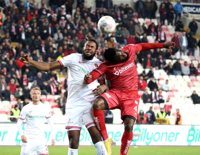 Sivasspor, ligde 6. mağlubiyetini aldı