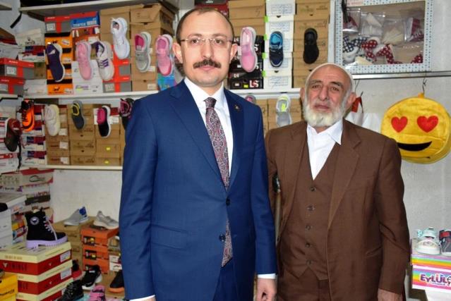 Ticaret Bakanı Muş: “‘Recep Tayyip Erdoğan gitsin de değerli değil sonuç’, tek buluştukları nokta o”